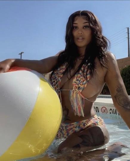 Random tgirls #OKEEjC9r
