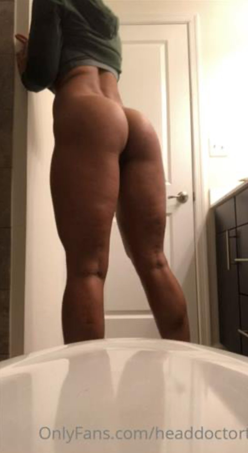 Her head ok, yall be gassing her! #575QLWer