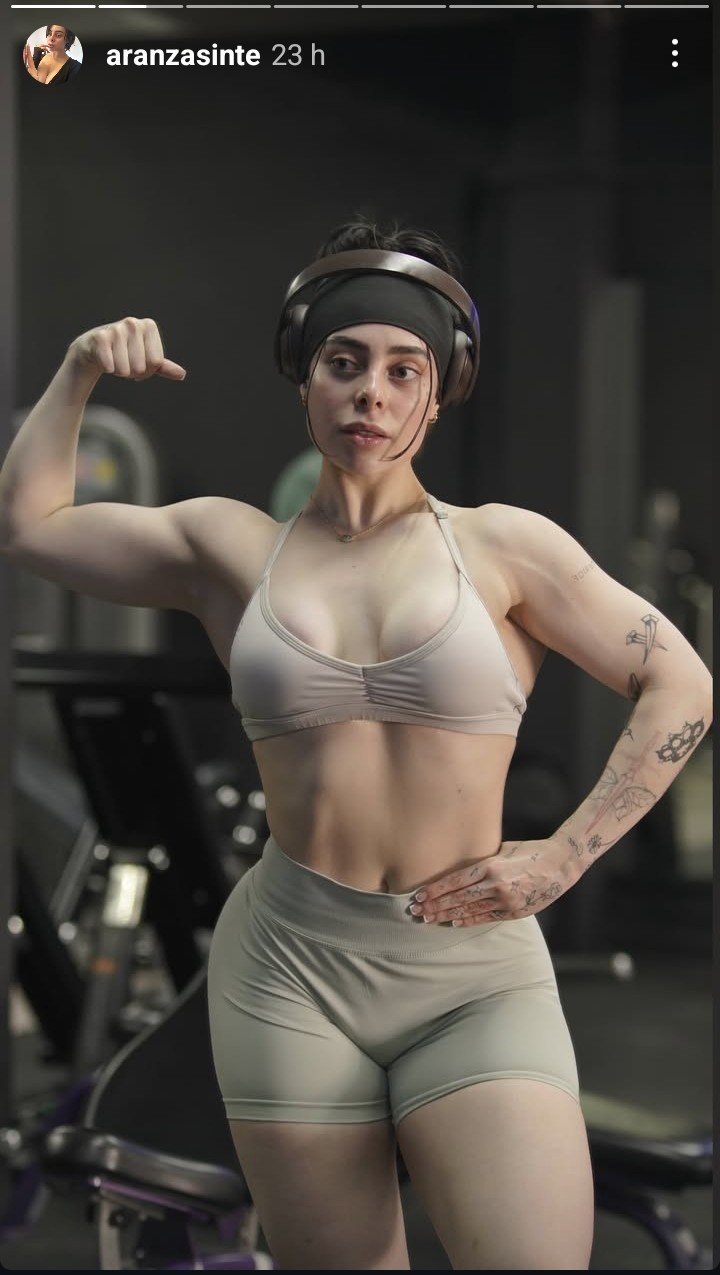 Muscle girl #W12PY6us