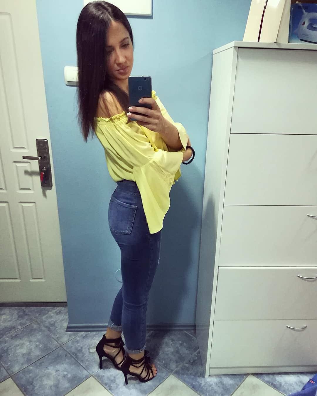 Jelena Zoric, 31yo, young Serbian milf hated by her husband #0DMQ5Mkv