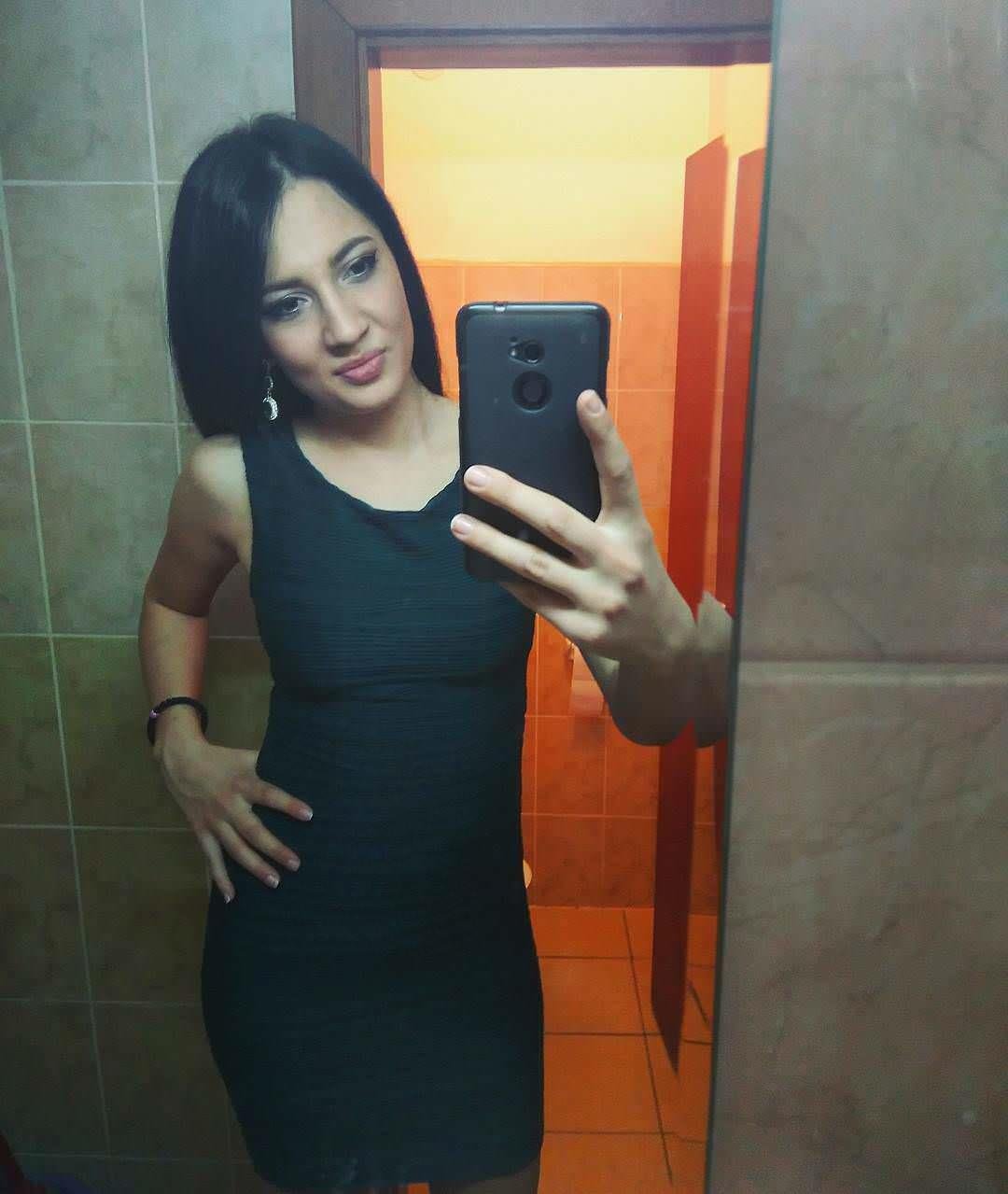 Jelena Zoric, 31yo, young Serbian milf hated by her husband #AkOCRffh