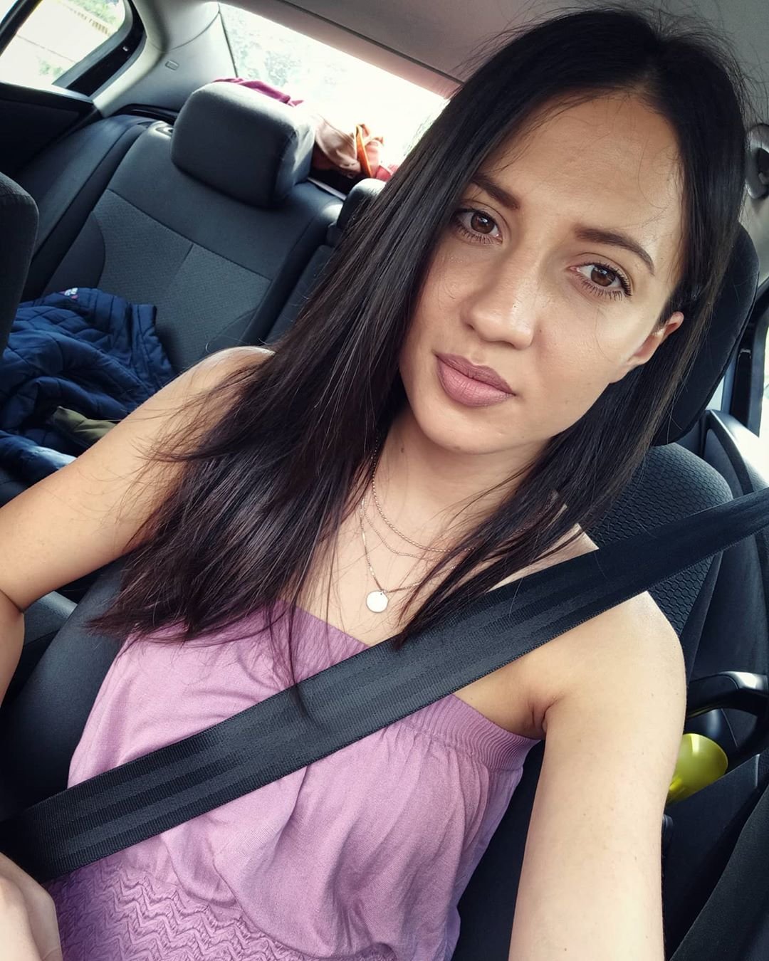 Jelena Zoric, 31yo, young Serbian milf hated by her husband #WWYnP2Se