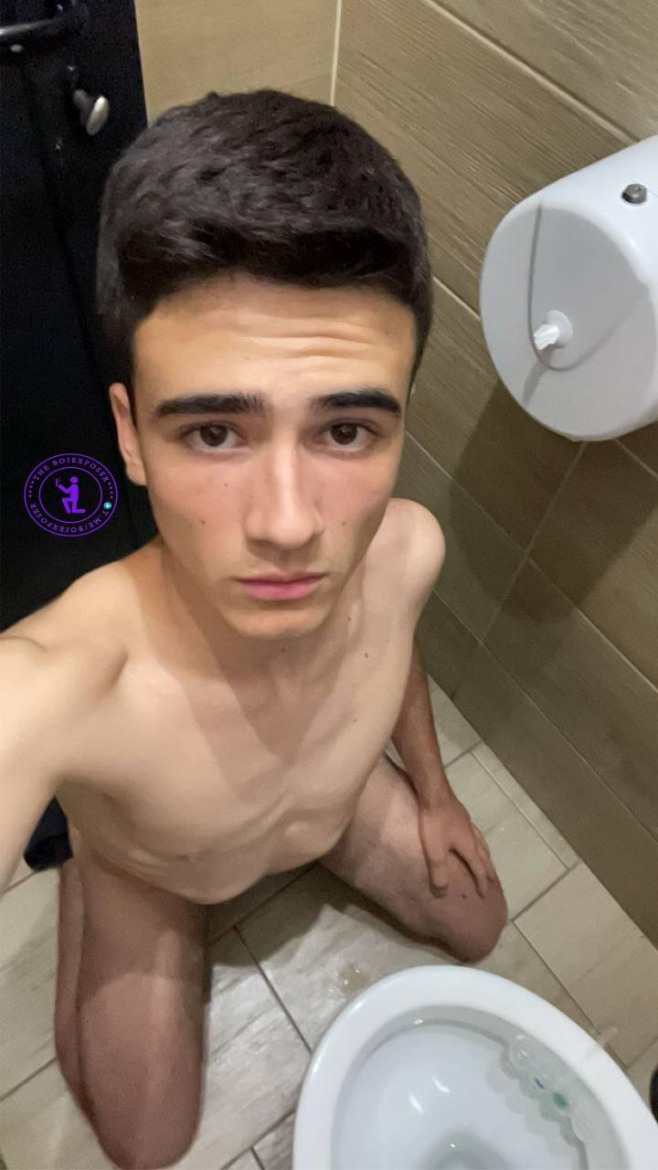 Fag boy bitch #gA8Uavy5