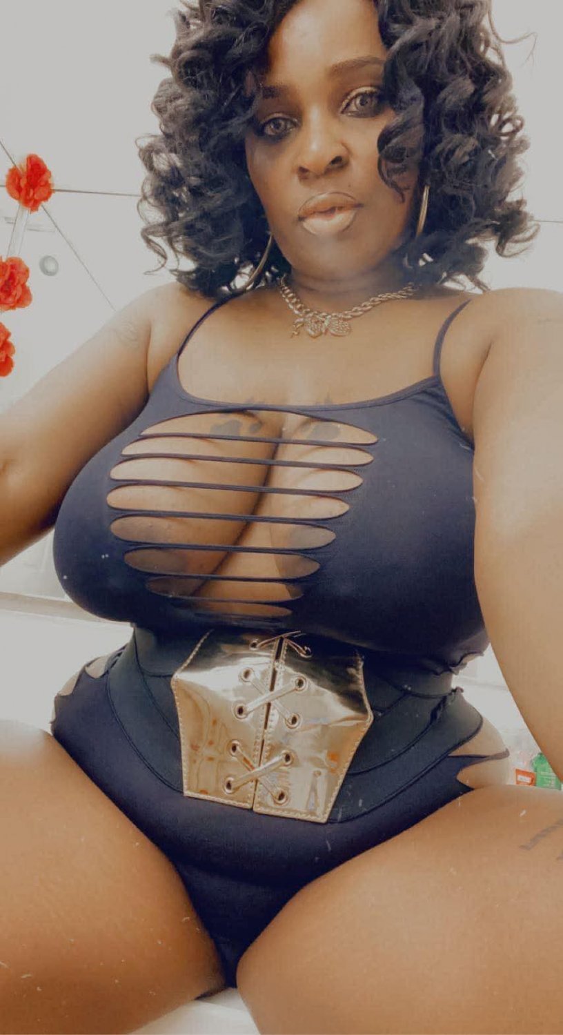 Nakia Brock 👅🍑 #ftQuSotO